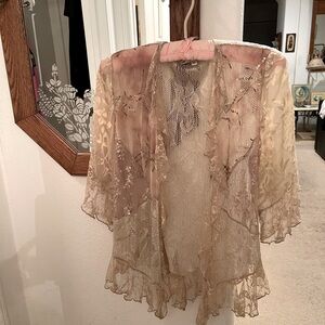 Amazing Vintage Lace Top. True vintage. Blush/ beige. One size.